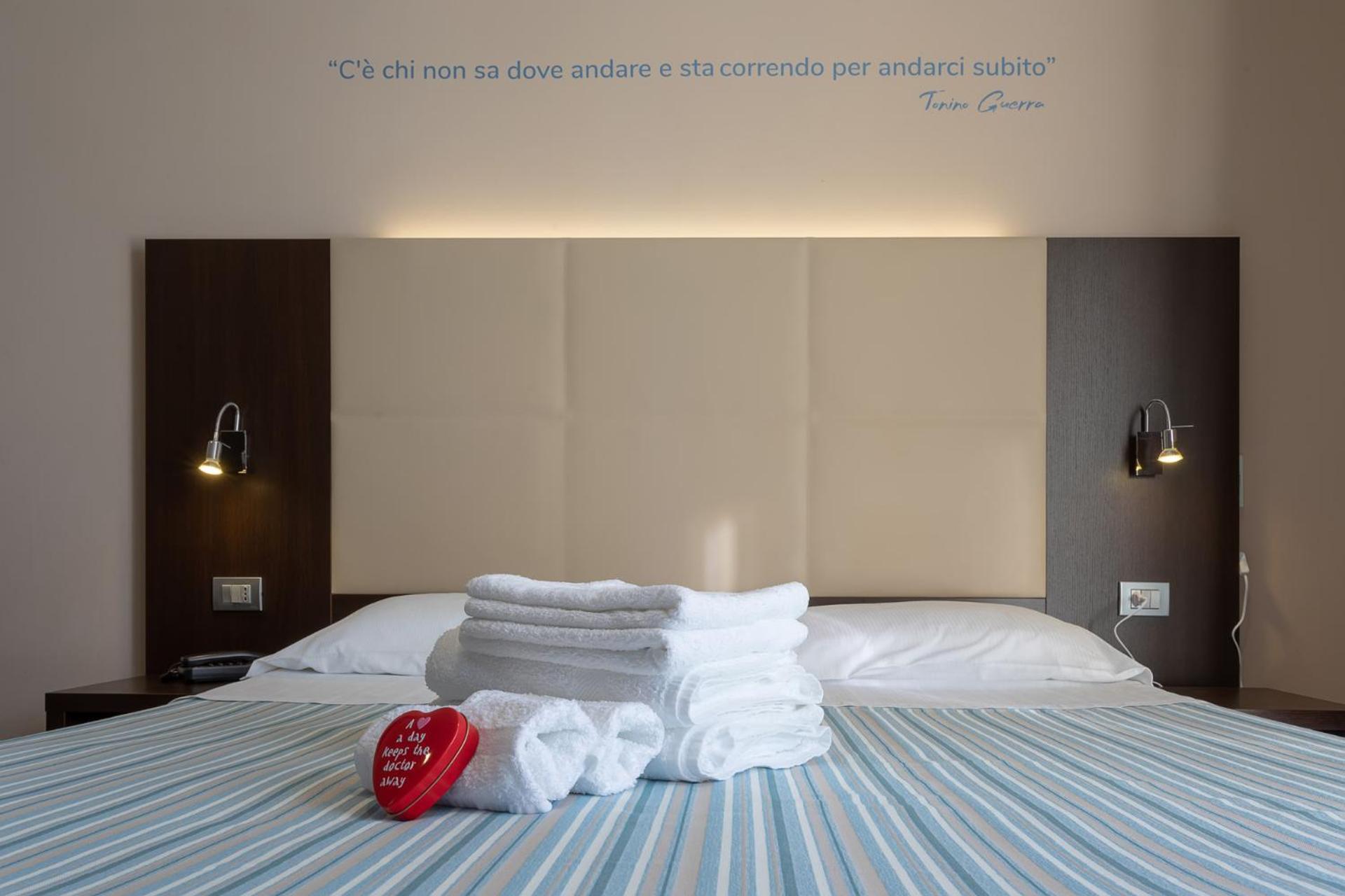 Gimmi Hotel Rimini Exteriör bild